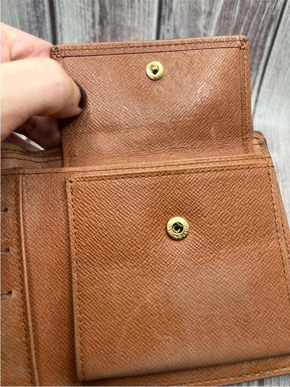LOUIS VUITTON Marco Monogram Bifold Wallet Vintage - Picture 11 of 16
